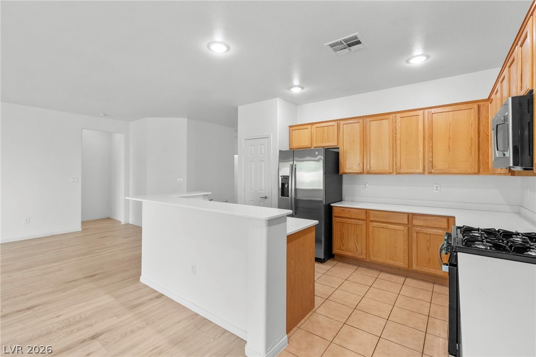 2250 Sandstone Cliffs Drive Property Photo 8