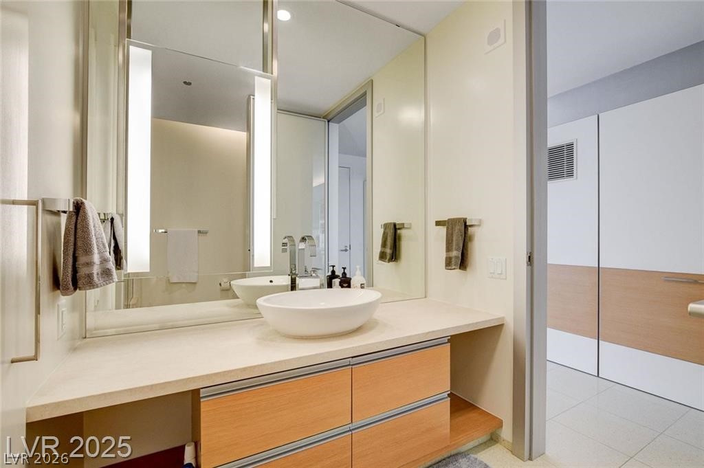 3722 South Las Vegas Boulevard 1010 Property Photo 33