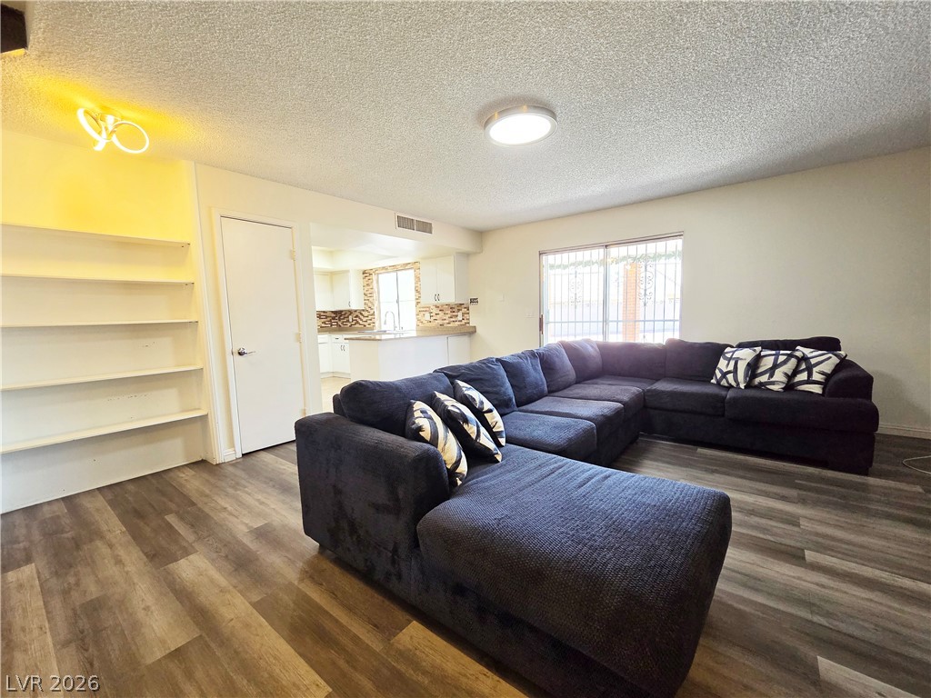 4028 Zapotec Way Property Photo 13