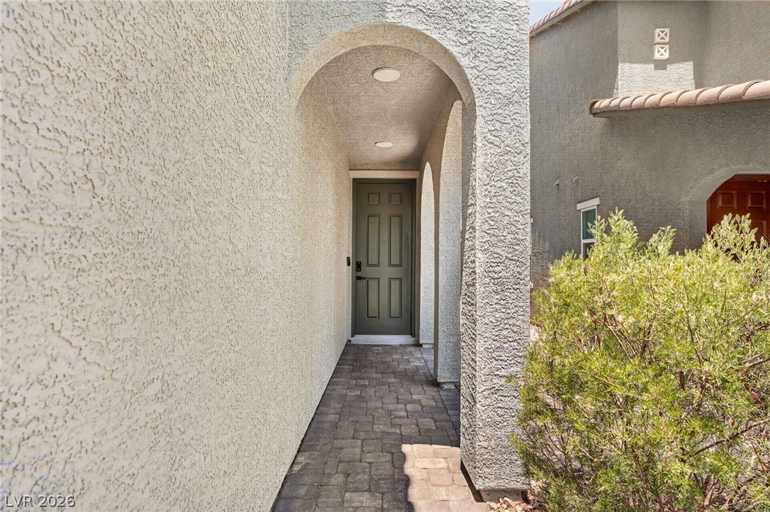 7700 Mojave Wind Avenue Property Photo 3