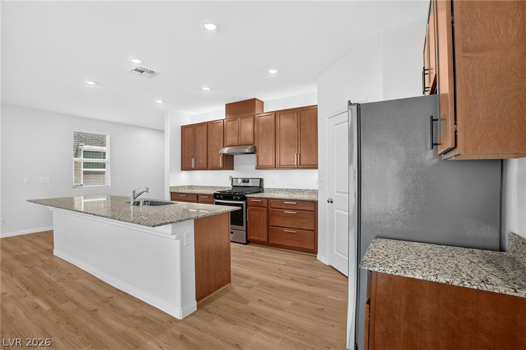7700 Mojave Wind Avenue Property Photo 17