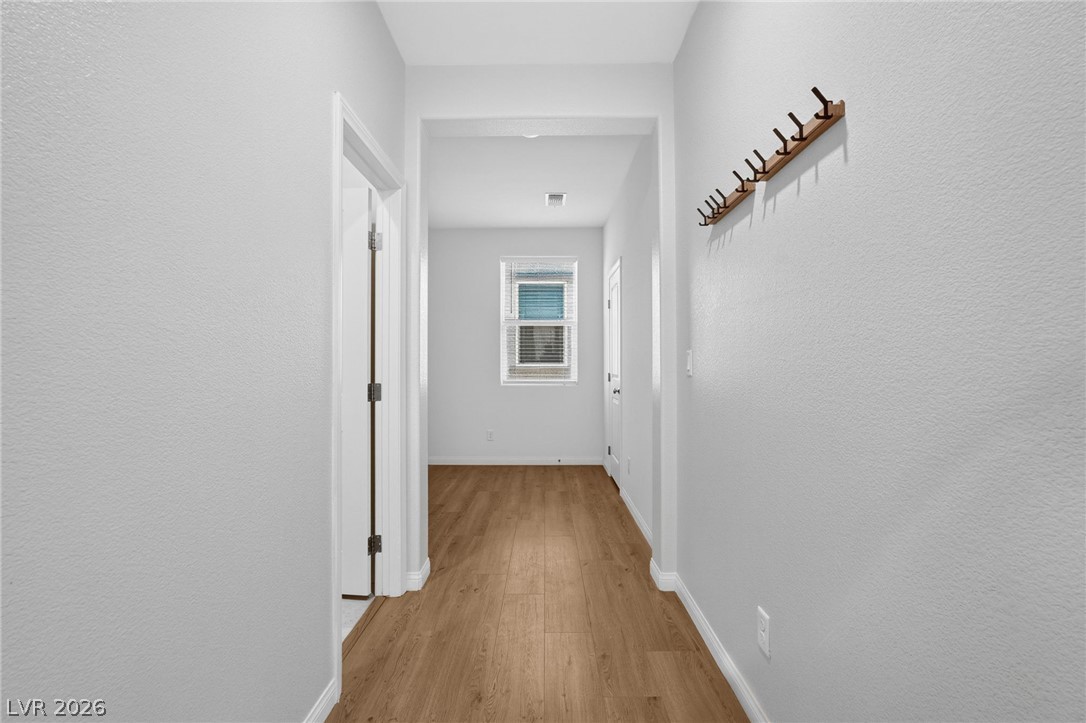 7700 Mojave Wind Avenue Property Photo 18
