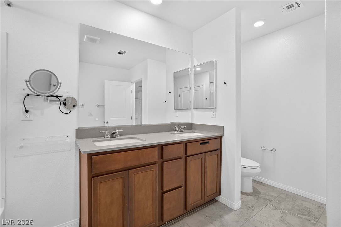 7700 Mojave Wind Avenue Property Photo 31