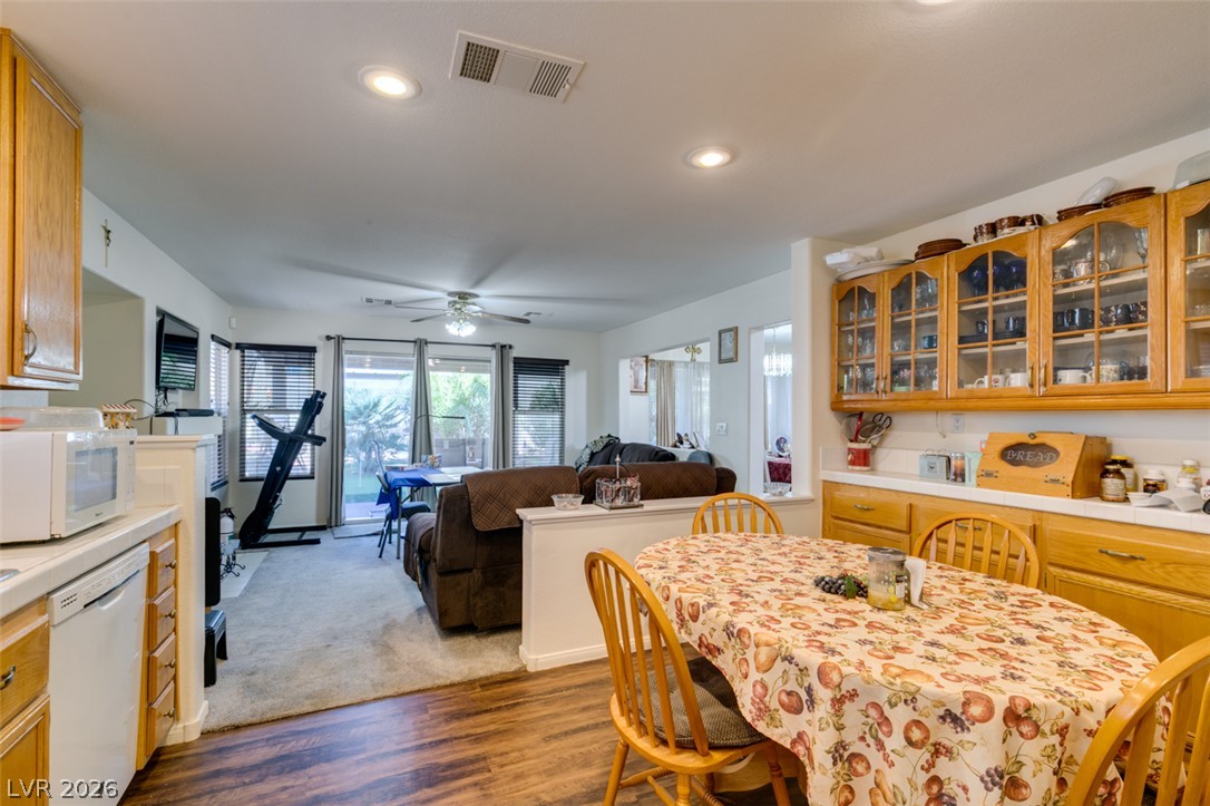 6019 Evening View Street Property Photo 3