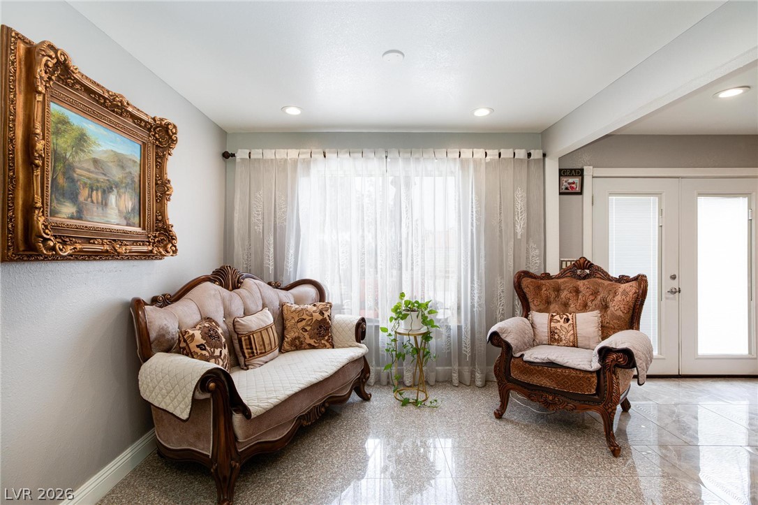 2201 Alia Court Property Photo 12