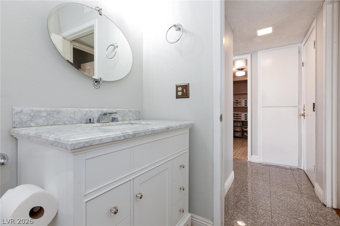 2201 Alia Court Property Photo 24