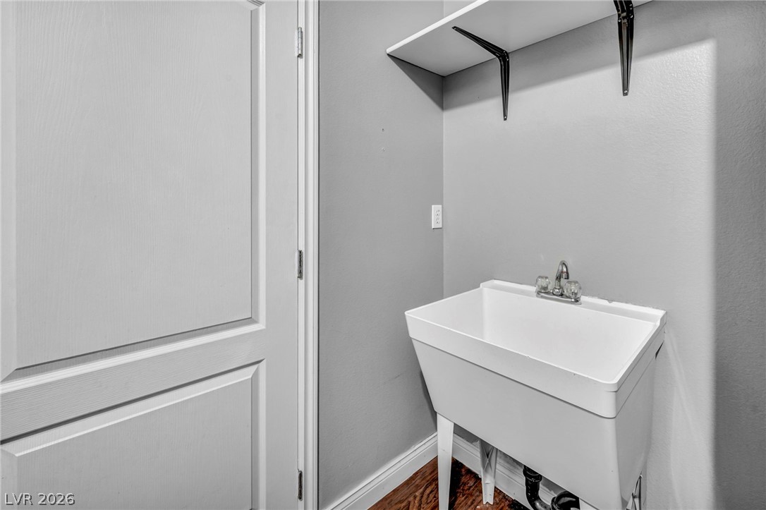 4021 Keasberry Avenue Property Photo 52