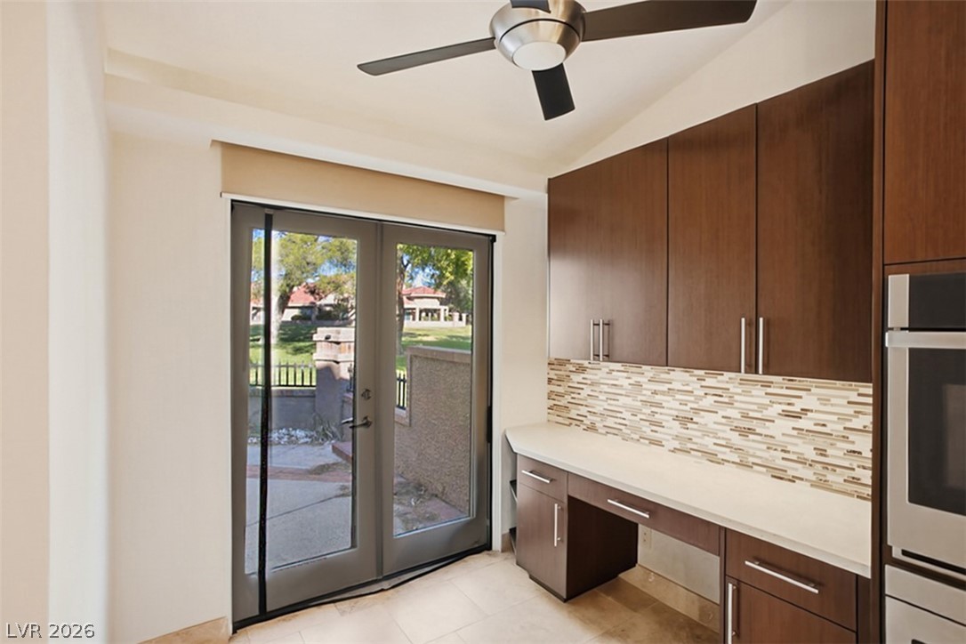 7146 Mission Hills Drive Property Photo 12