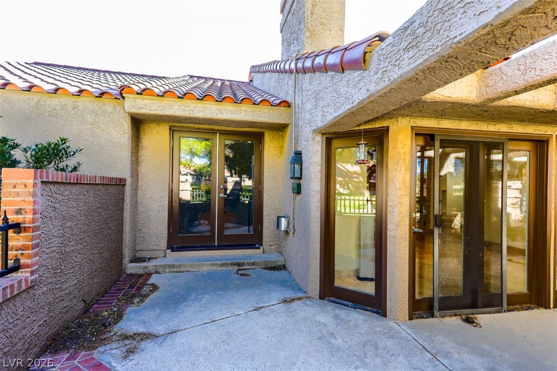 7146 Mission Hills Drive Property Photo 32