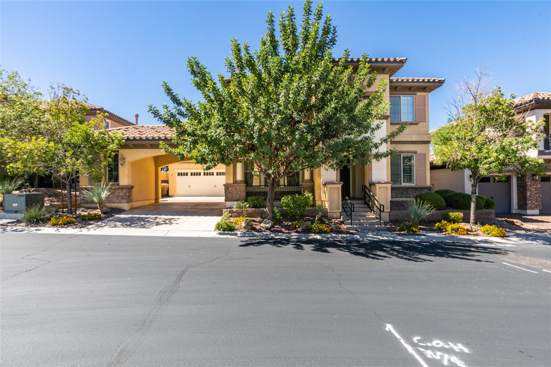 2713 Cyrano Street Property Photo 1
