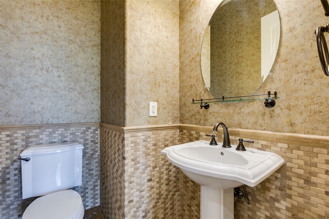 2713 Cyrano Street Property Photo 40