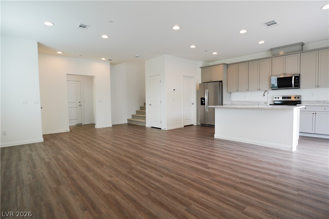 1478 Stellar Summit Street Property Photo 3
