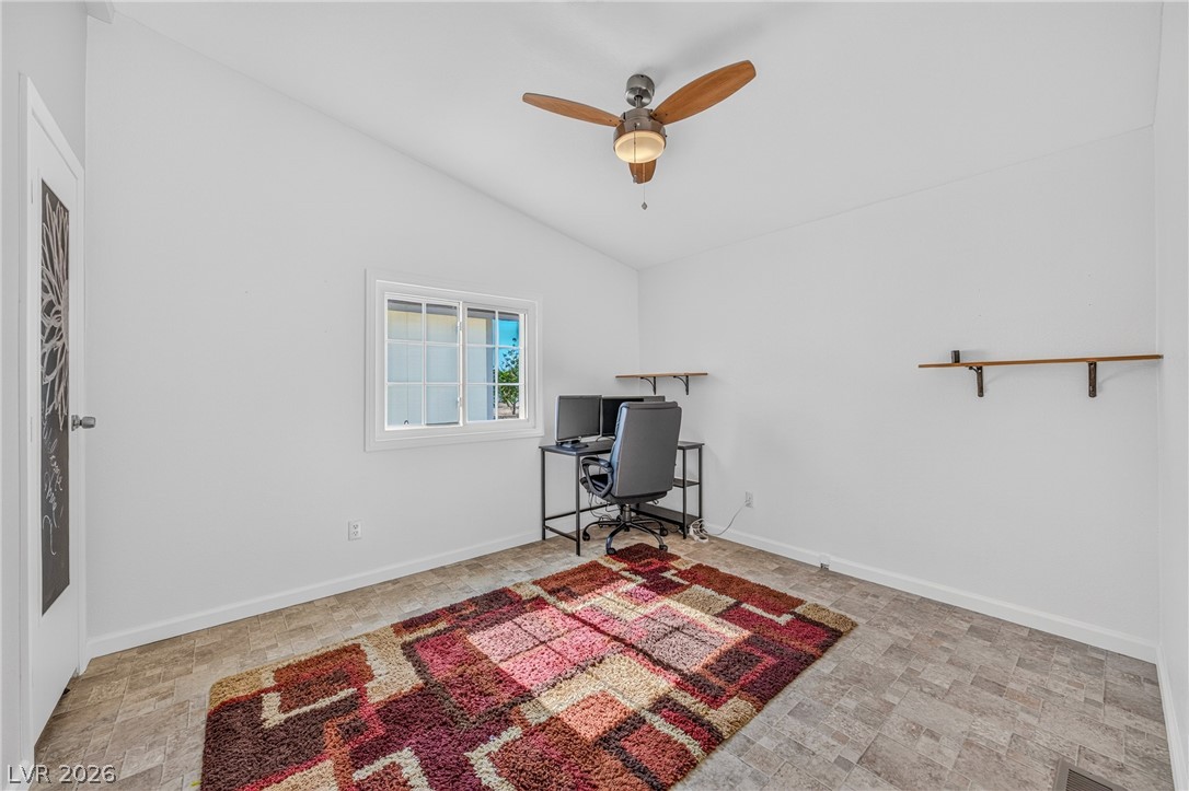 3201 West Retread Road Property Photo 17