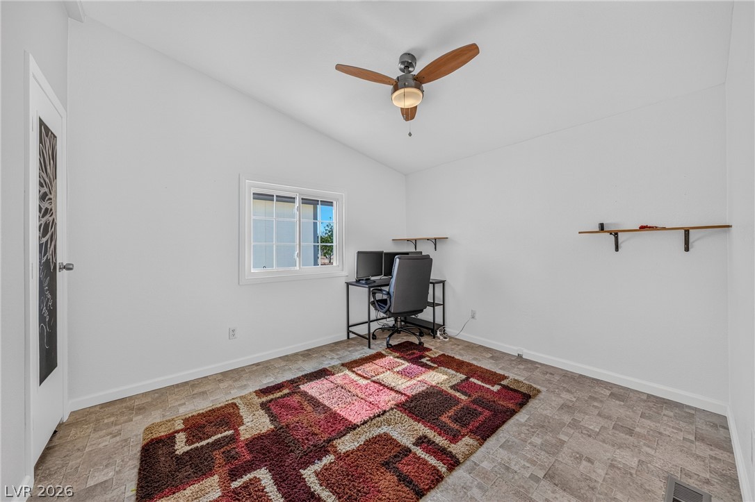 3201 West Retread Road Property Photo 18