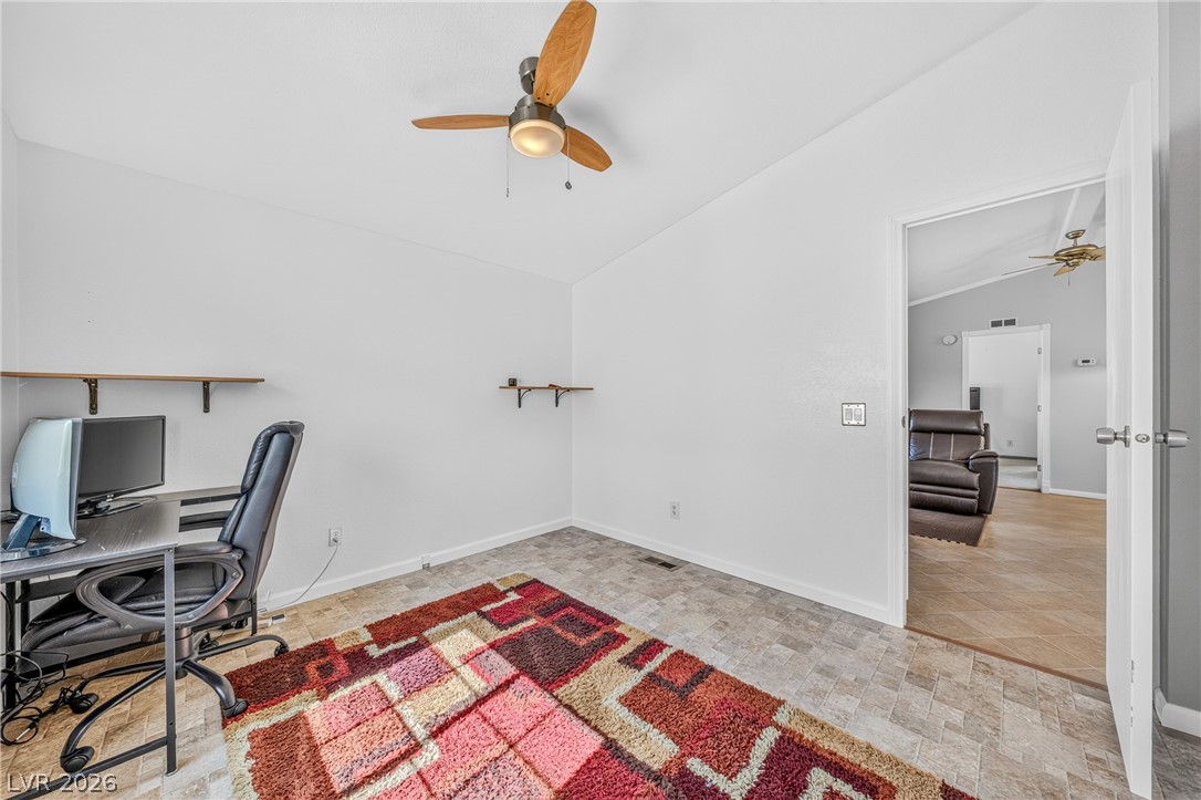 3201 West Retread Road Property Photo 19