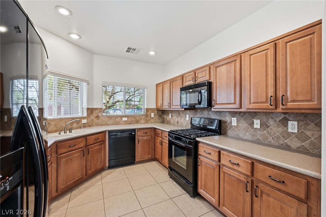 8686 West Treasure Trove Property Photo 4