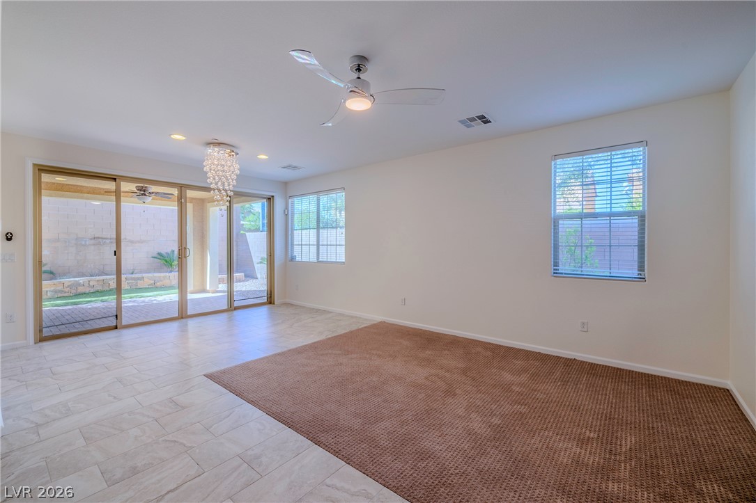 3045 Quiet Creek Avenue Property Photo 11