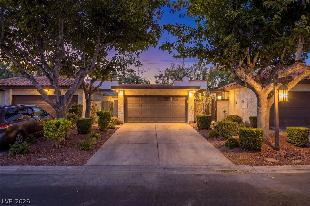 4567 Madreperla Street Property Photo 2