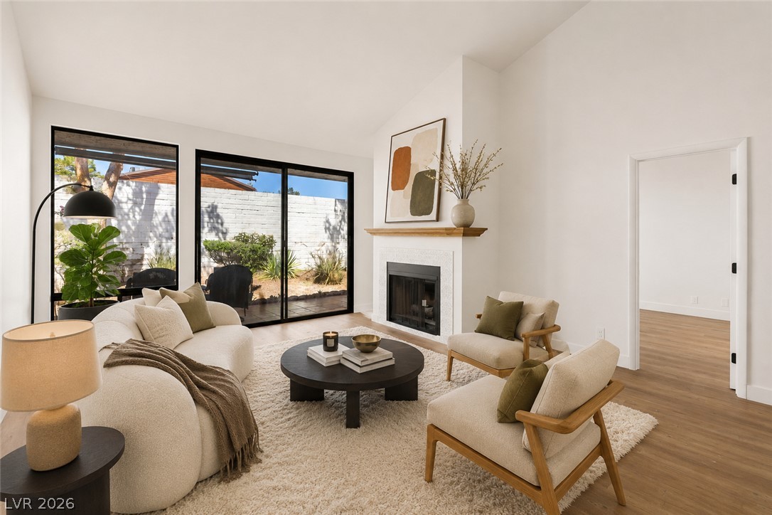 4567 Madreperla Street Property Photo 4