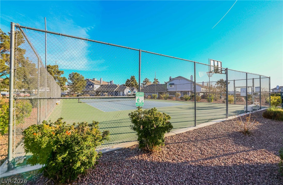 5330 Silvermist Court 202 Property Photo 8