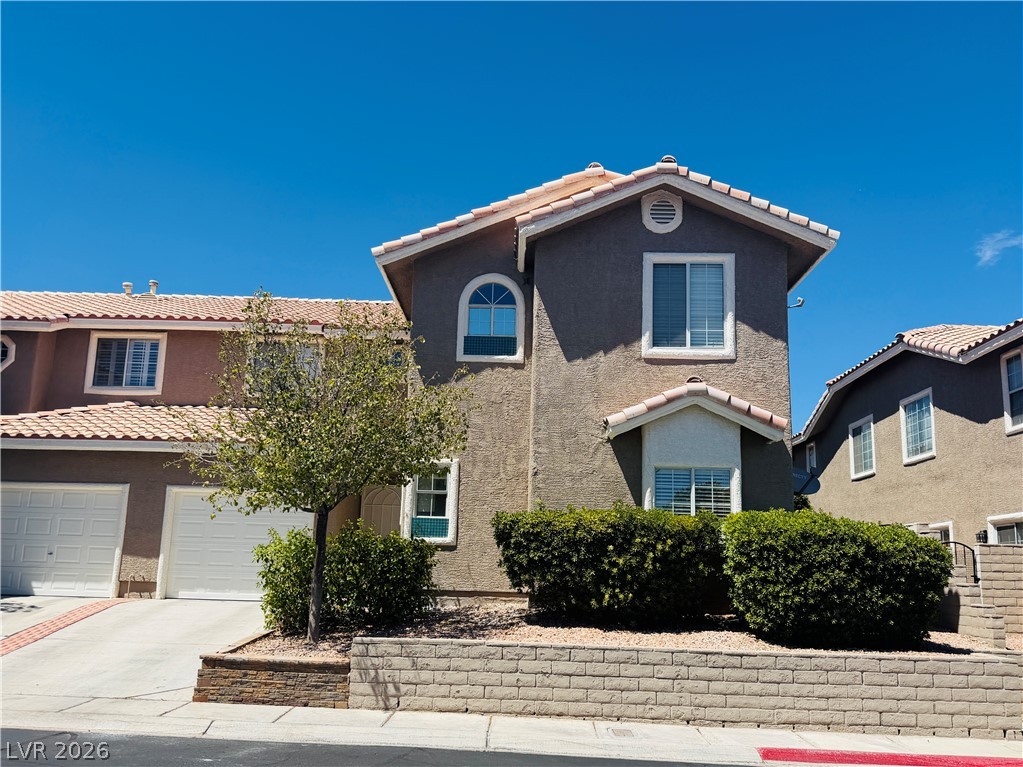 9274 Silver Arrow Court Property Photo 2