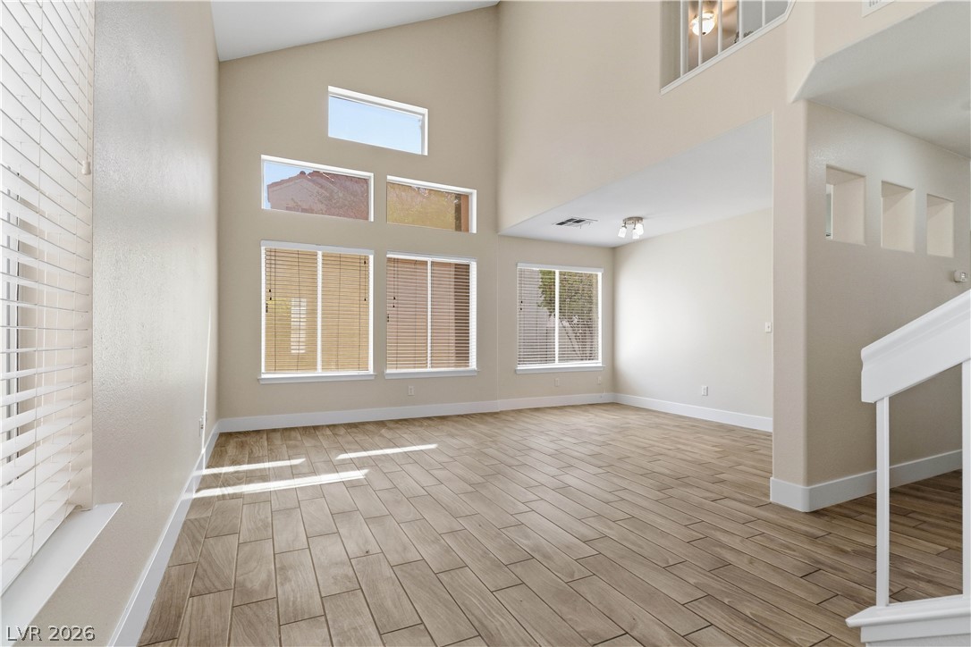 2117 Feather Bush Street Property Photo 2