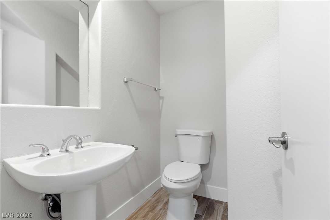 2117 Feather Bush Street Property Photo 4