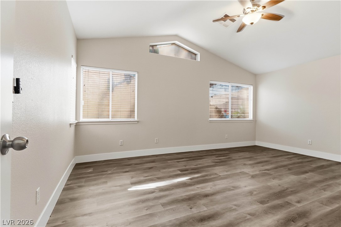 2117 Feather Bush Street Property Photo 9