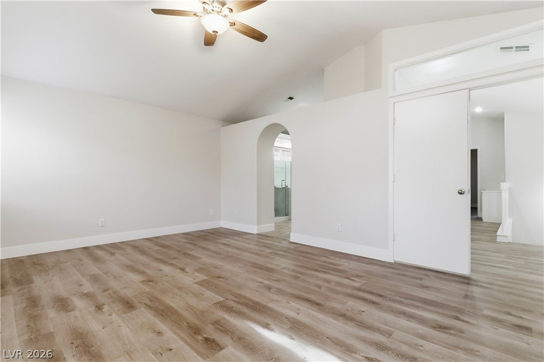 2117 Feather Bush Street Property Photo 10