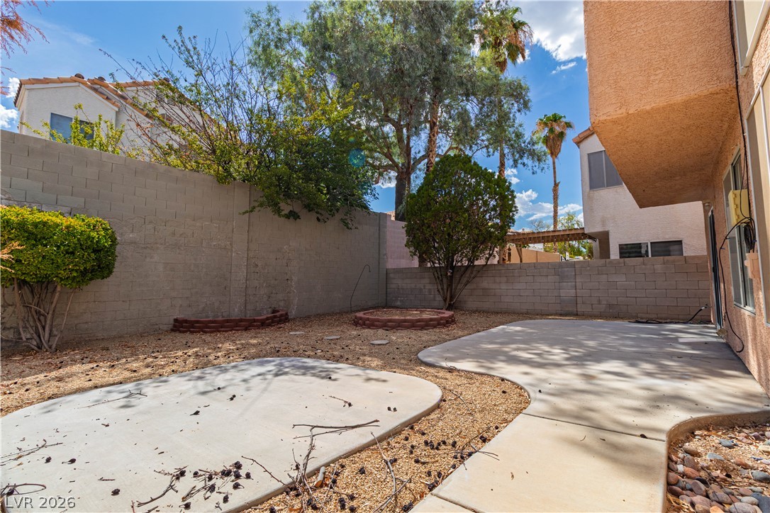 2117 Feather Bush Street Property Photo 21