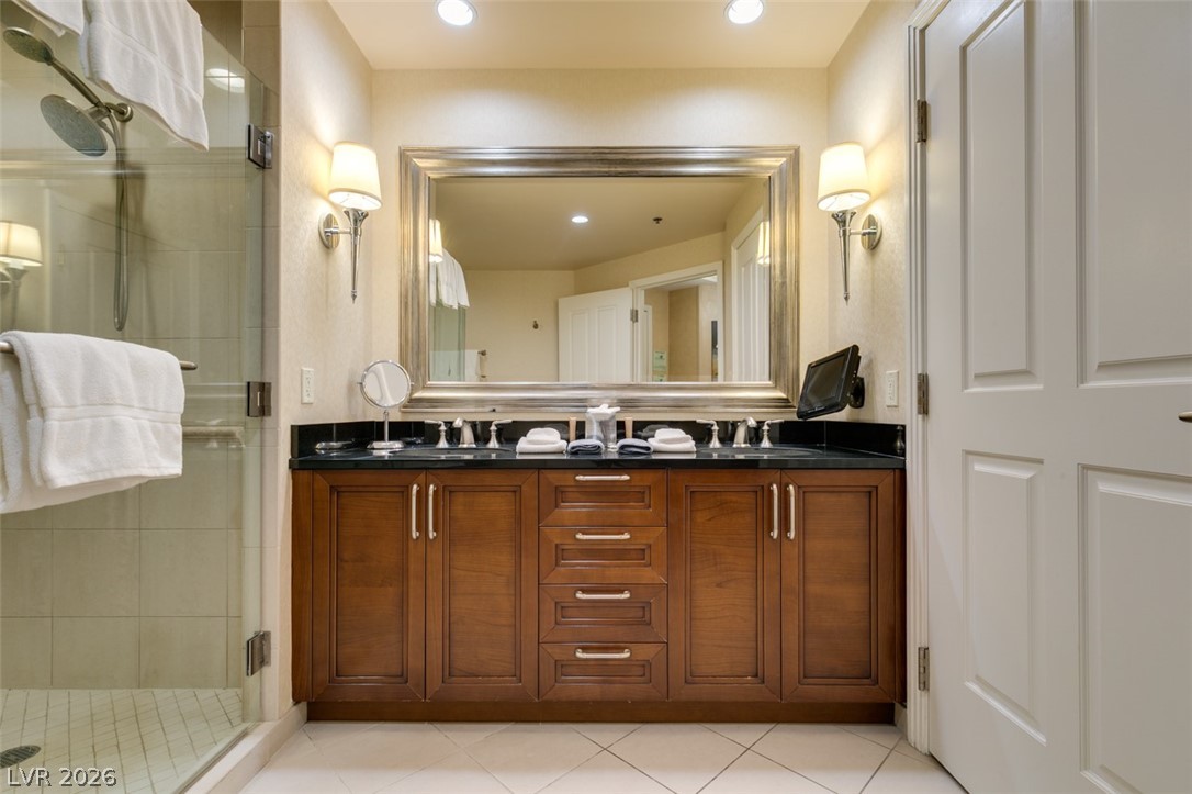 145 East Harmon Avenue 2015 Property Photo 28