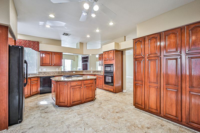 8757 Carlitas Joy Court Property Photo 10
