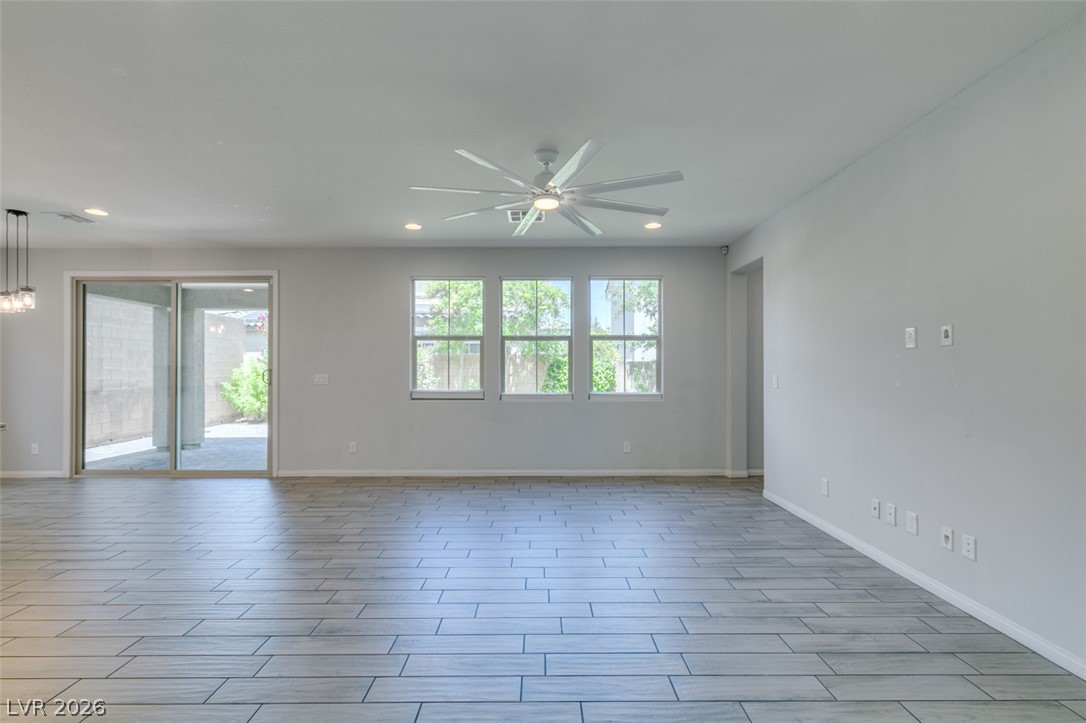 10280 Grey Pine Court Property Photo 9