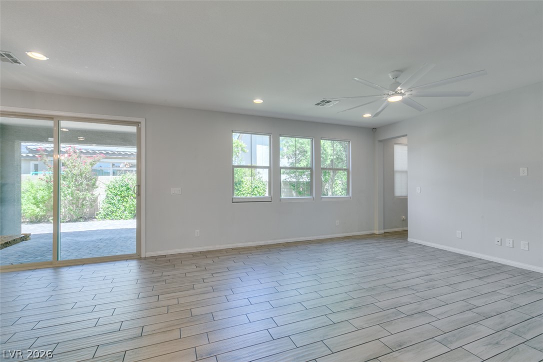 10280 Grey Pine Court Property Photo 12