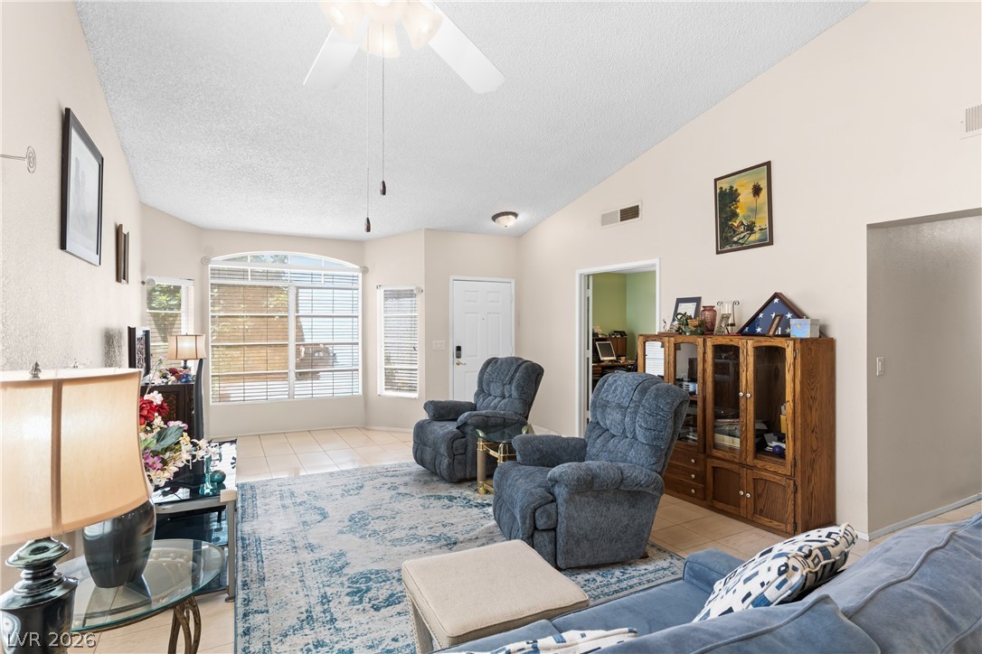 6216 Mandarin Drive Property Photo 3
