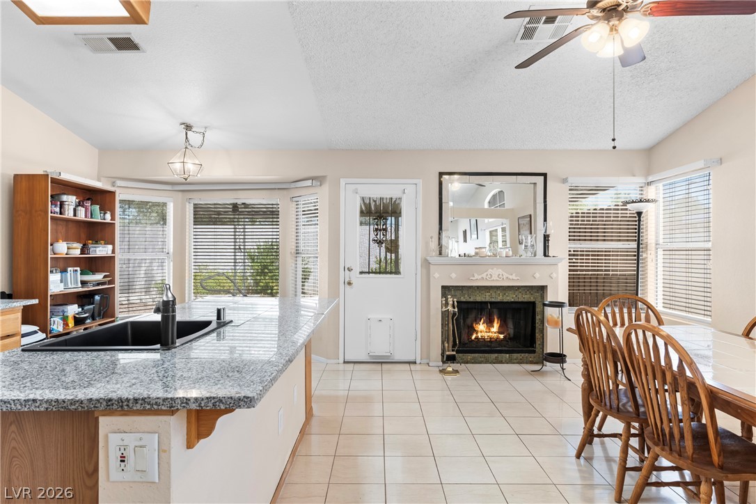 6216 Mandarin Drive Property Photo 5