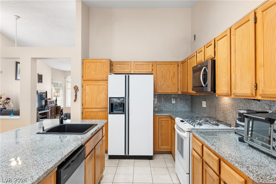 6216 Mandarin Drive Property Photo 8