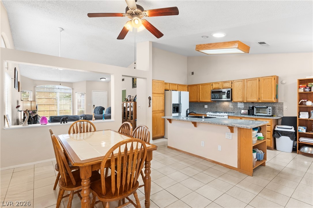 6216 Mandarin Drive Property Photo 10