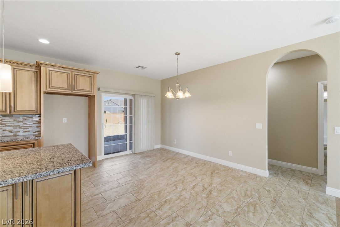 4800 Honey Locust Drive Property Photo 10