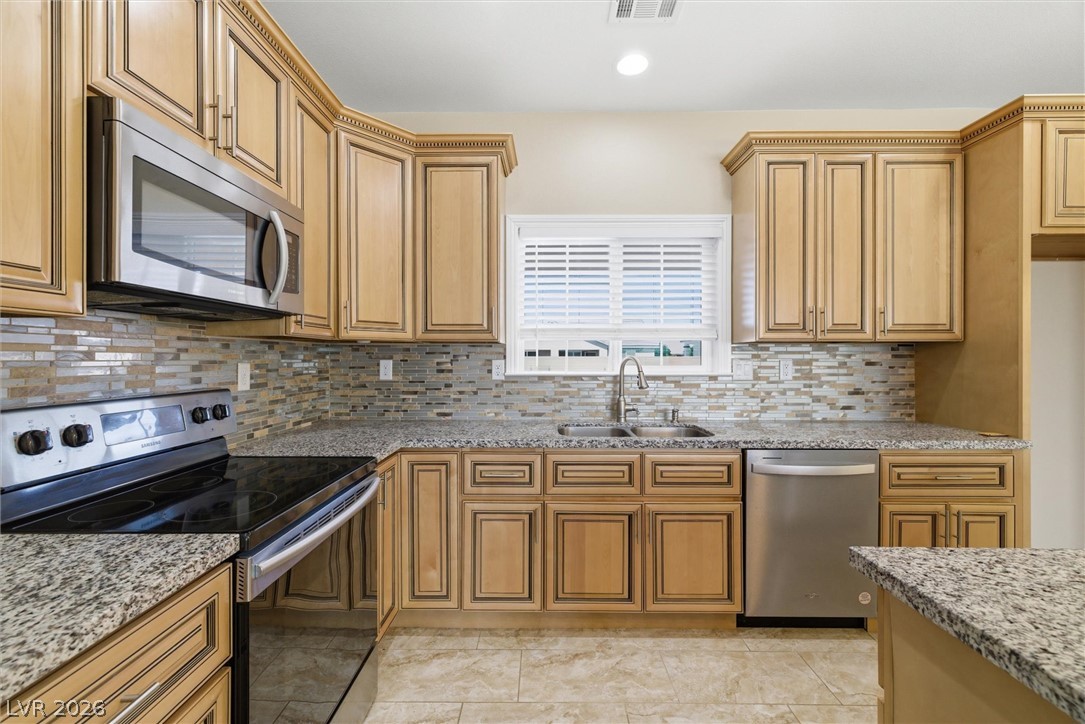 4800 Honey Locust Drive Property Photo 17
