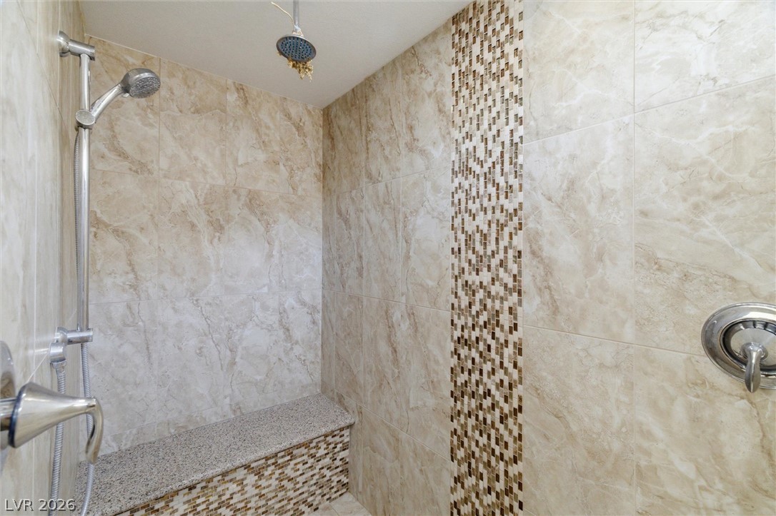 4800 Honey Locust Drive Property Photo 20