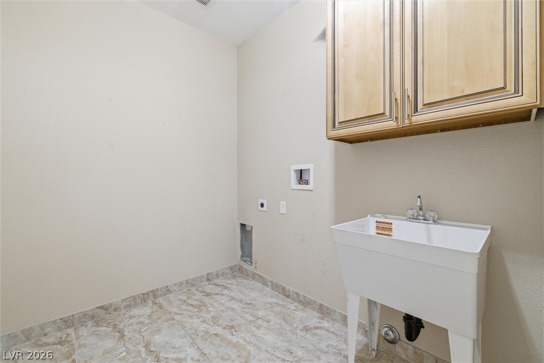 4800 Honey Locust Drive Property Photo 25