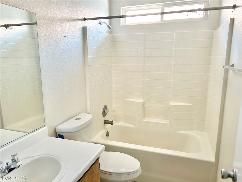 3795 Steinbeck Drive Property Photo 8