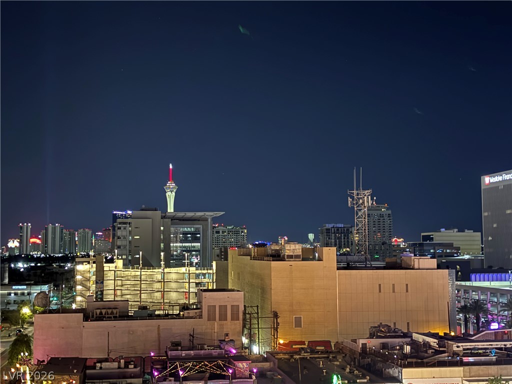 150 Las Vegas Boulevard 914 Property Photo 3
