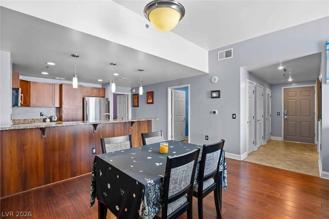 150 Las Vegas Boulevard 914 Property Photo 10
