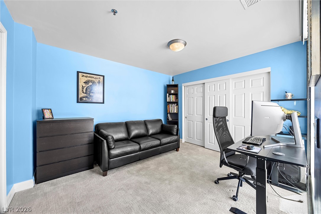 150 Las Vegas Boulevard 914 Property Photo 24
