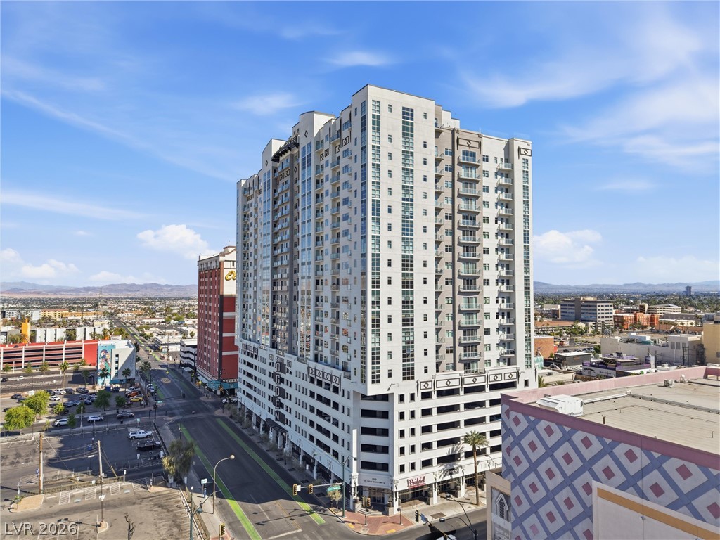 150 Las Vegas Boulevard 914 Property Photo 33