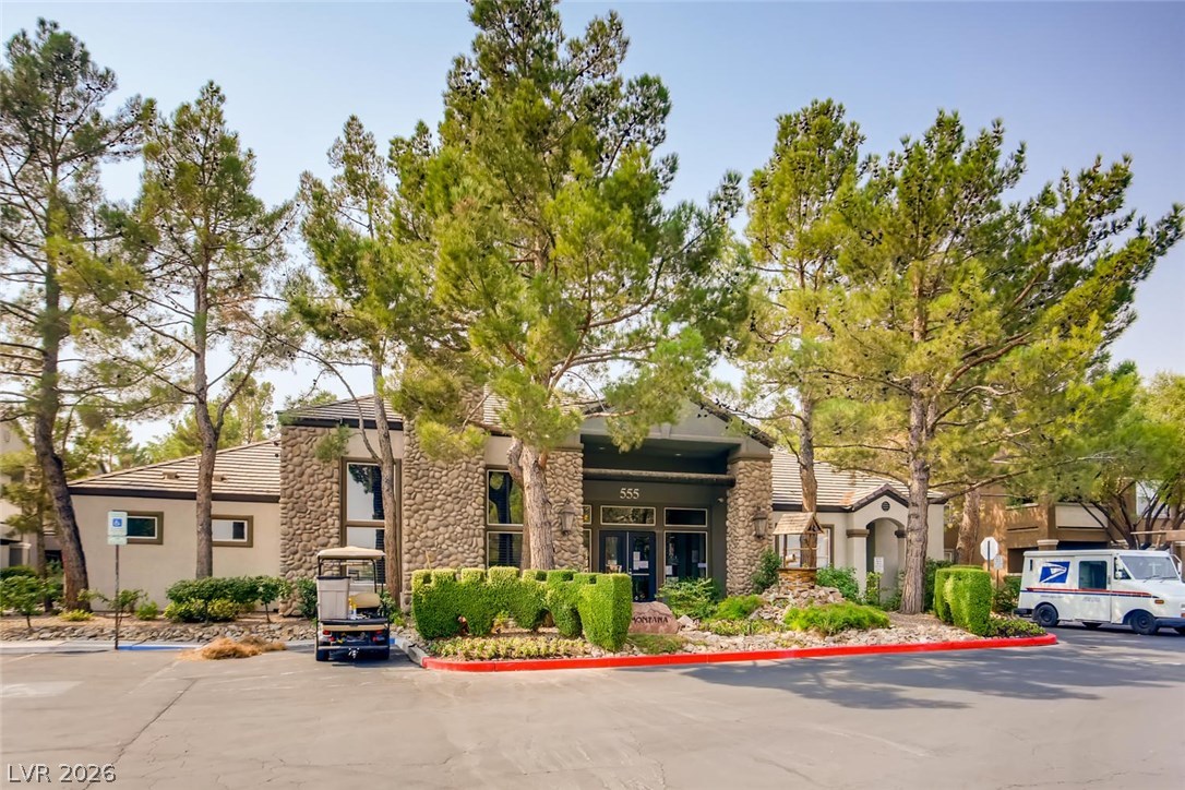 555 East Silverado Ranch Boulevard 2012 Property Photo 28