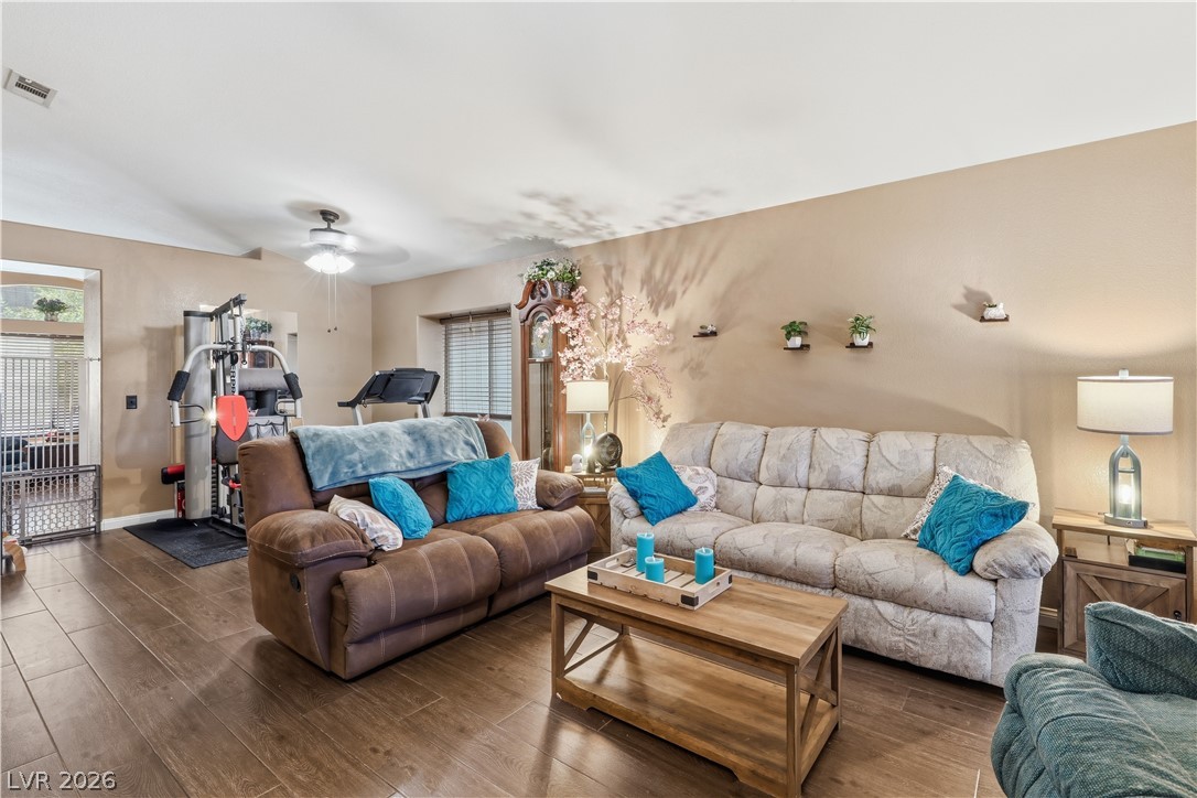 2730 Meadow Spring Court Property Photo 14