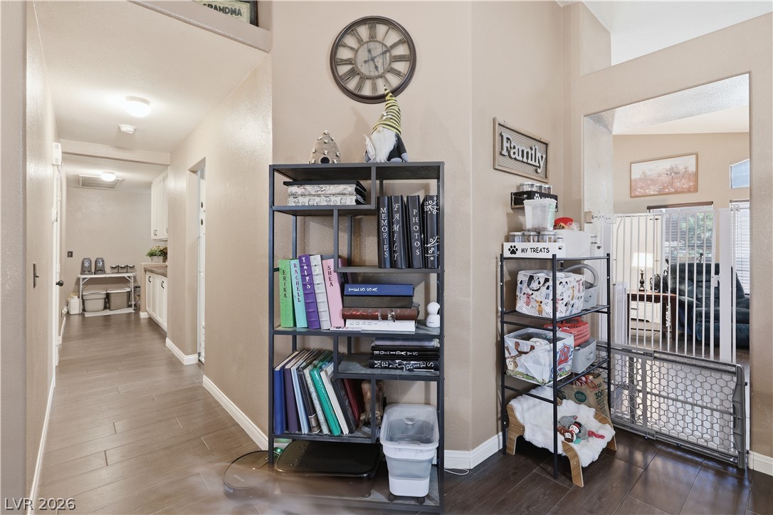 2730 Meadow Spring Court Property Photo 15
